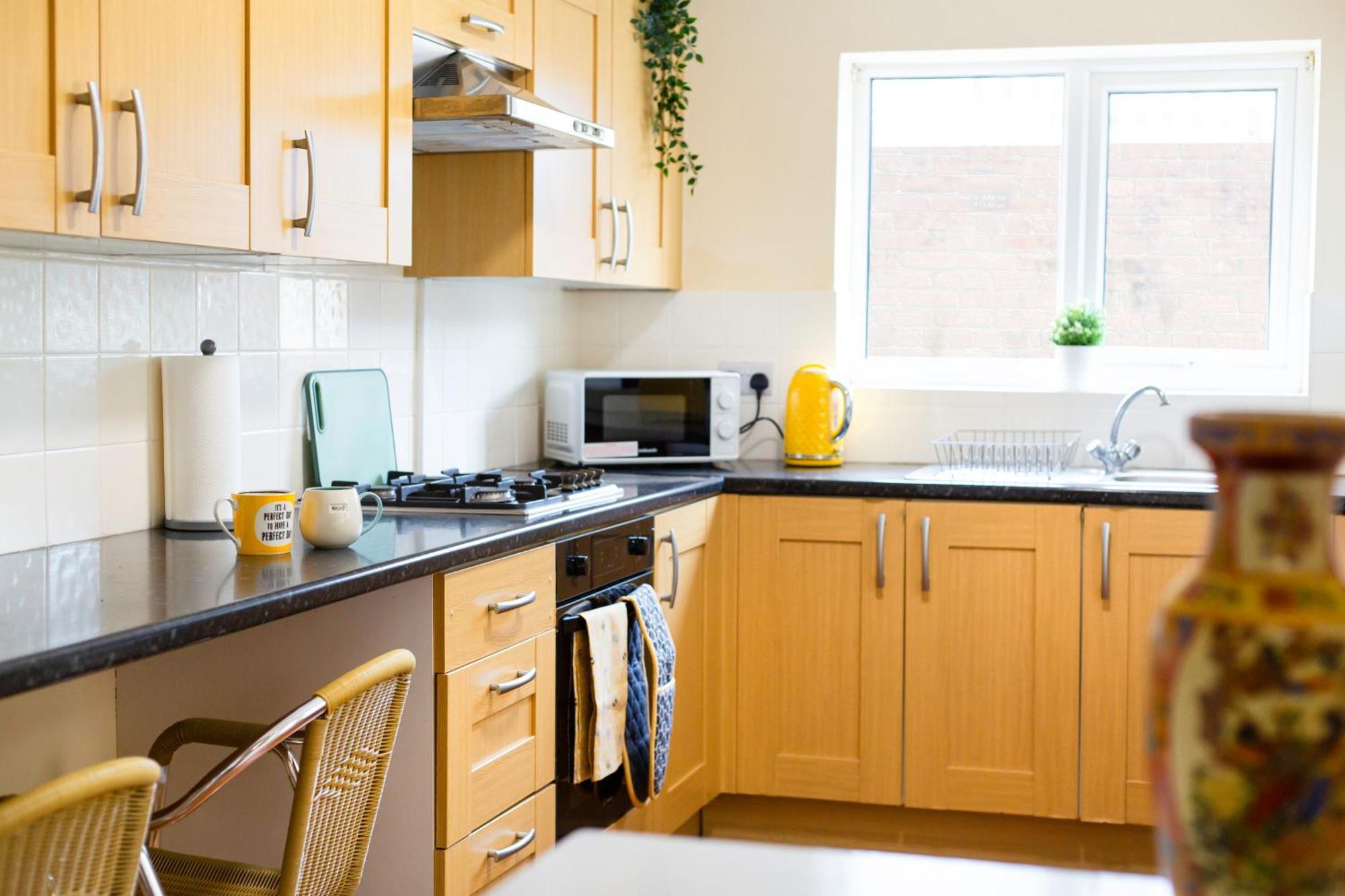 Newly Launched 3 Bedroom House With Free Parking Litherland Exteriér fotografie