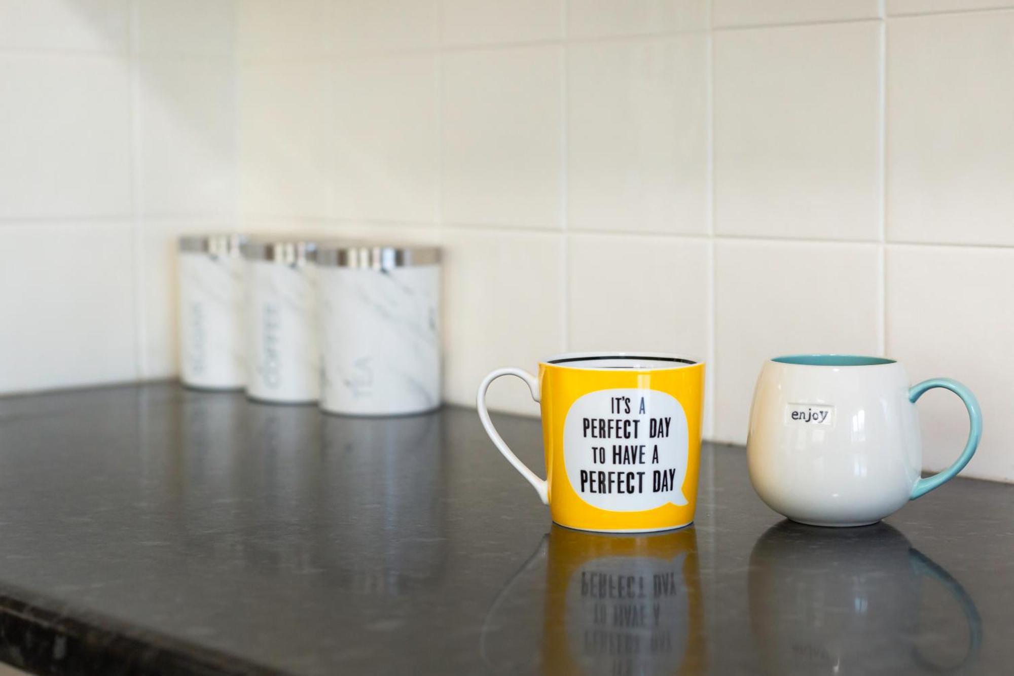 Newly Launched 3 Bedroom House With Free Parking Litherland Exteriér fotografie