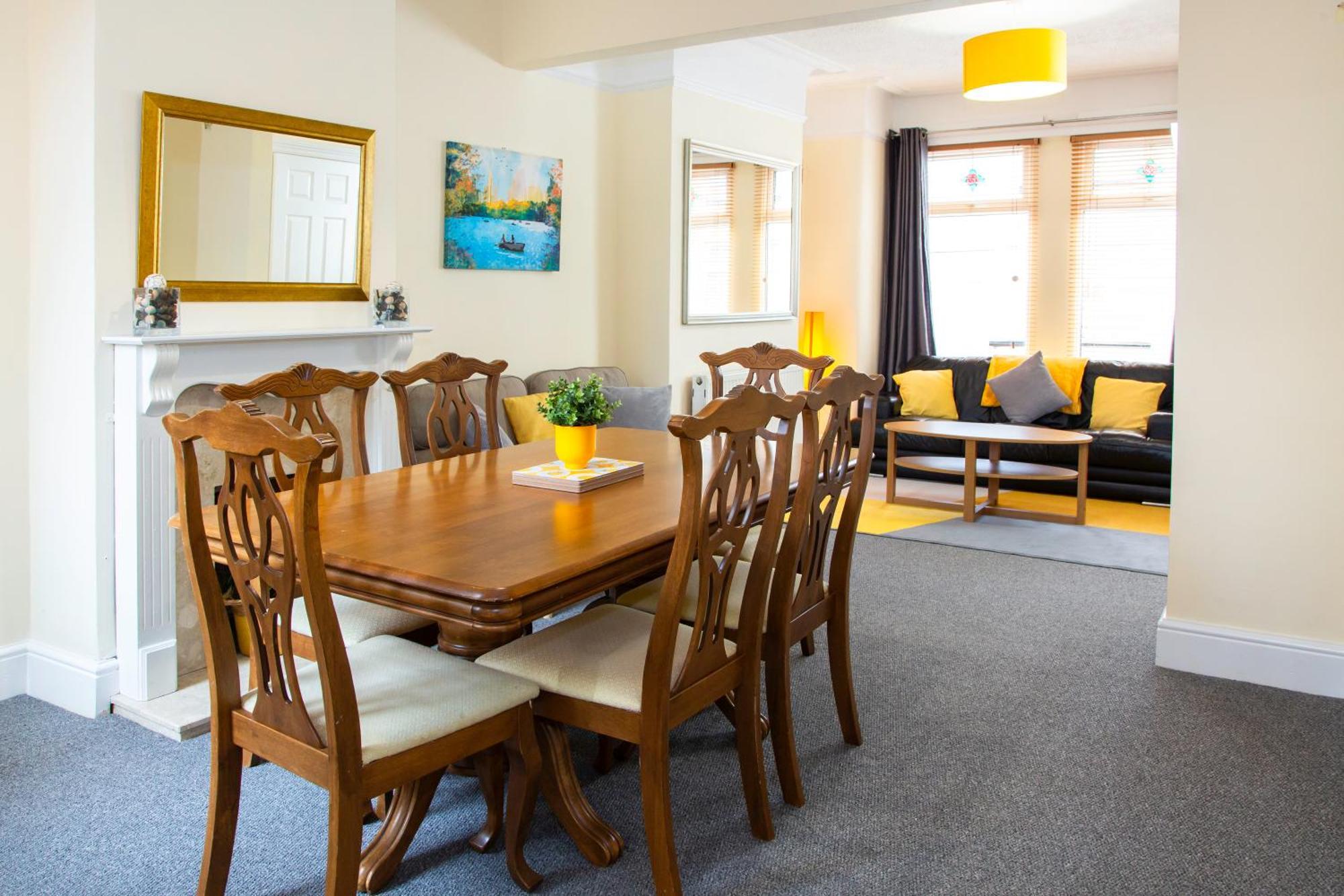 Newly Launched 3 Bedroom House With Free Parking Litherland Exteriér fotografie