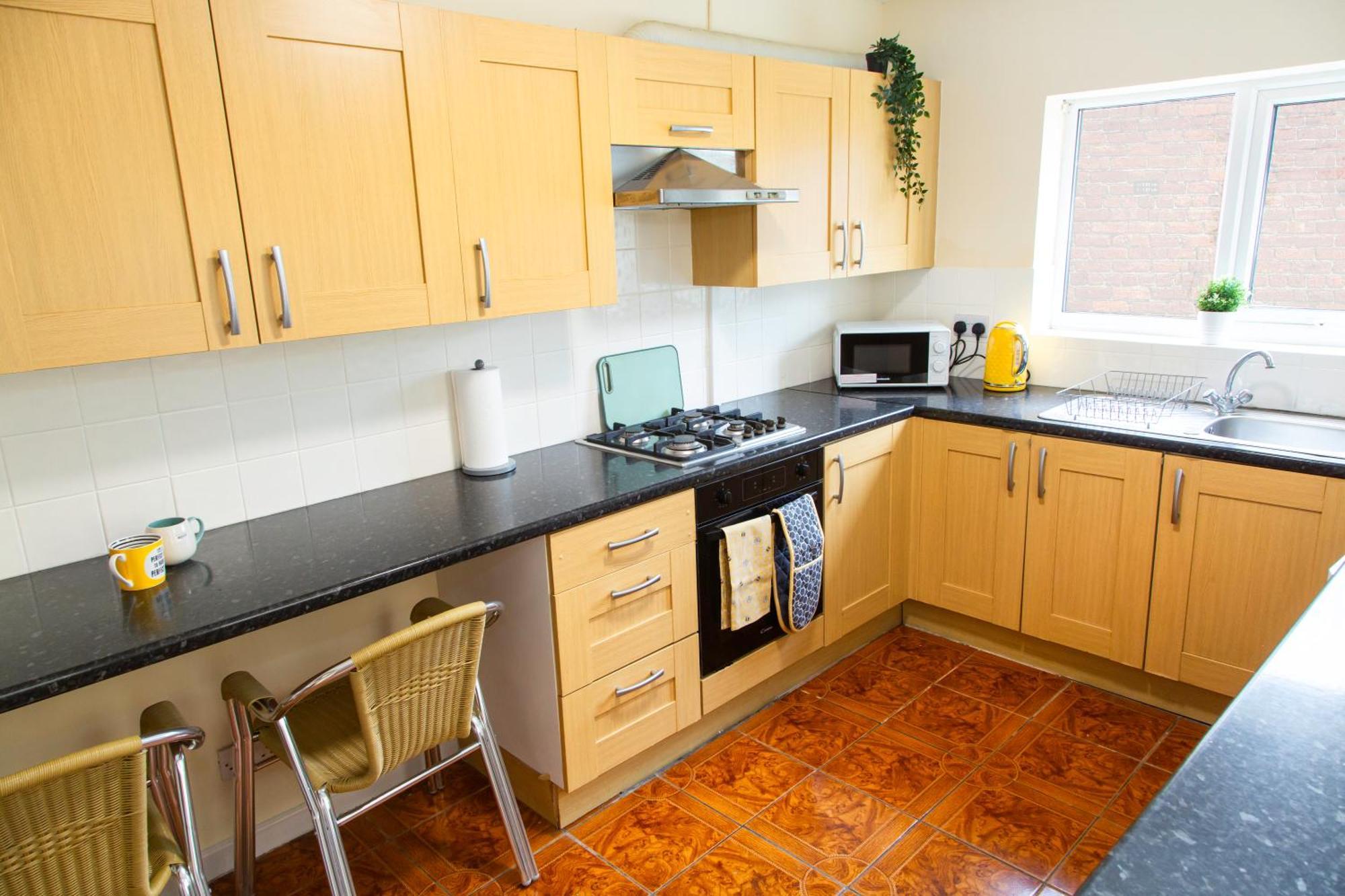 Newly Launched 3 Bedroom House With Free Parking Litherland Exteriér fotografie